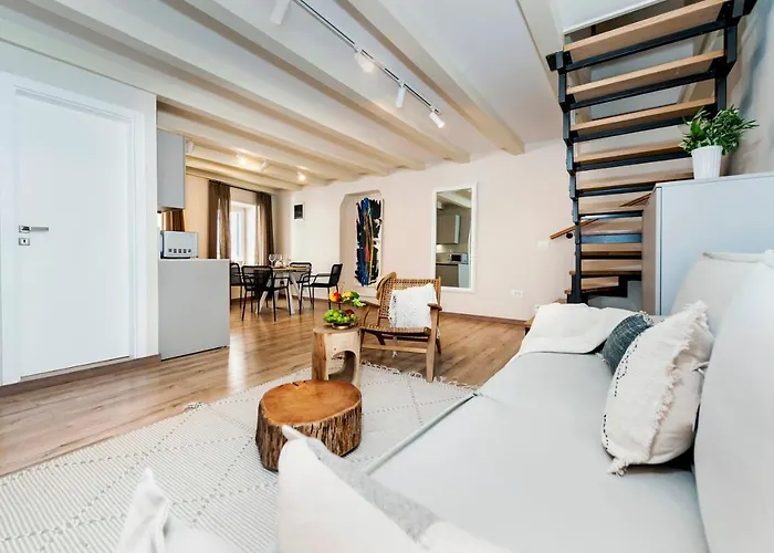 Yellow House Lejlighed