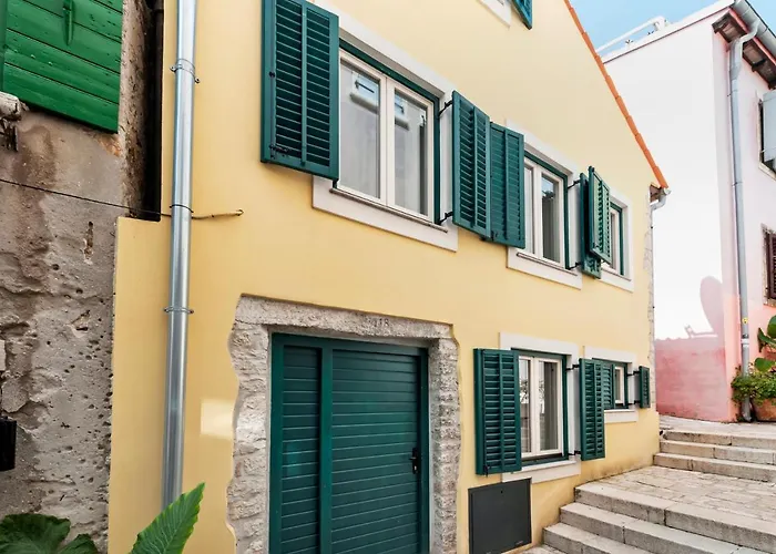 Yellow House