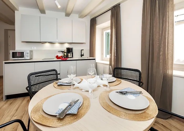 Lejlighed Yellow House *