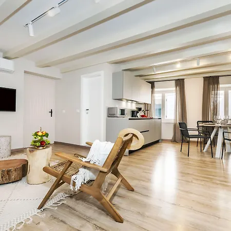 Yellow House *